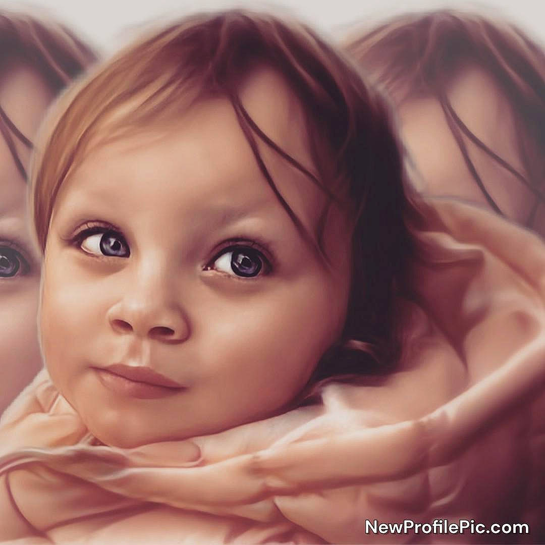 Melinda participe au concours pour gagner de l'argent avec cette photo : black_hair, cheek, chest, eyelash, flash_photography, forehead, gesture, hand, happy, iris, jaw, layered_hair, lip, long_hair, mouth, neck, no_expression, nose, person, skin