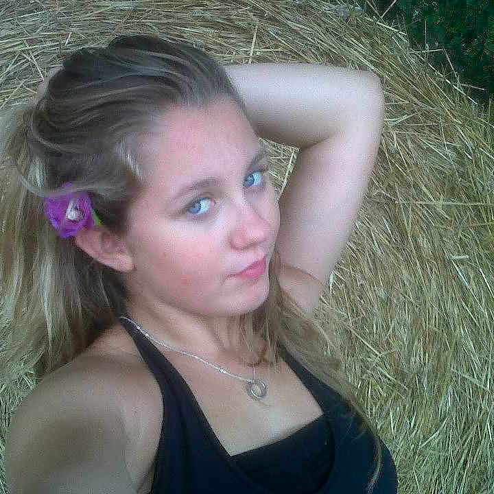 Julie participe au concours pour gagner de l'argent avec cette photo :