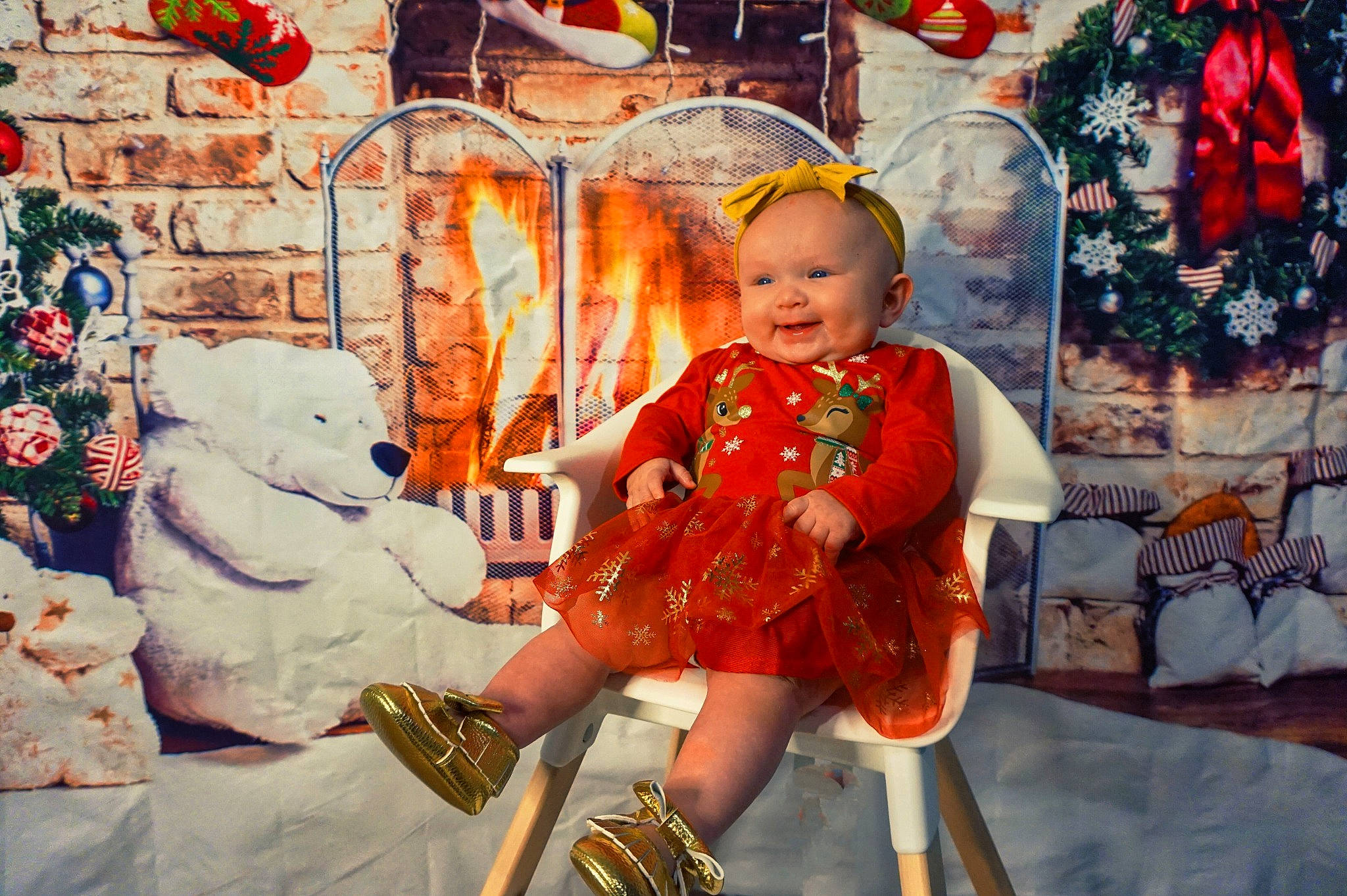 Novalee joined the competition — help win amazing prizes! baby, baby_toddler_clothing, child, christmas_eve, event, fawn, fun, happy, holiday, joy, leisure, orange, person, pink, room, sitting, smile, temple, toddler, toy