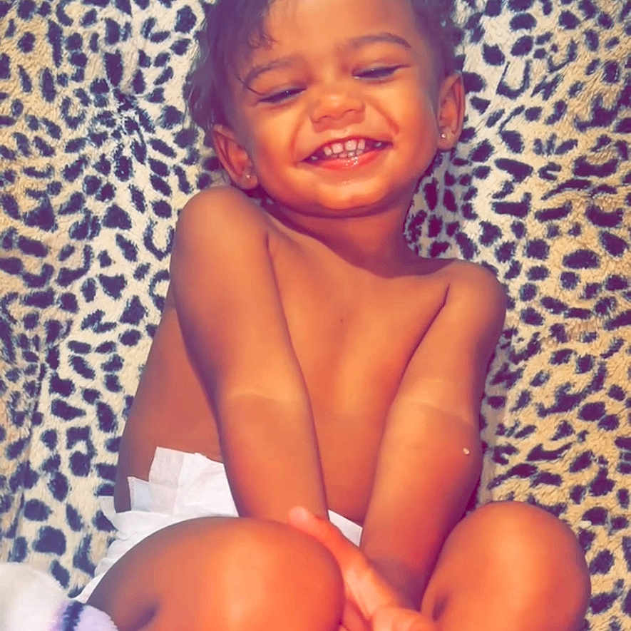 Jaceieon is registered to the contest to win money with this photo: baby, babylaughing, bed, bedroom, bodypart, face, finger, furniture, hand, happy, head, indoors, laughing, mouth, person, photography, portrait, room, smile, teeth