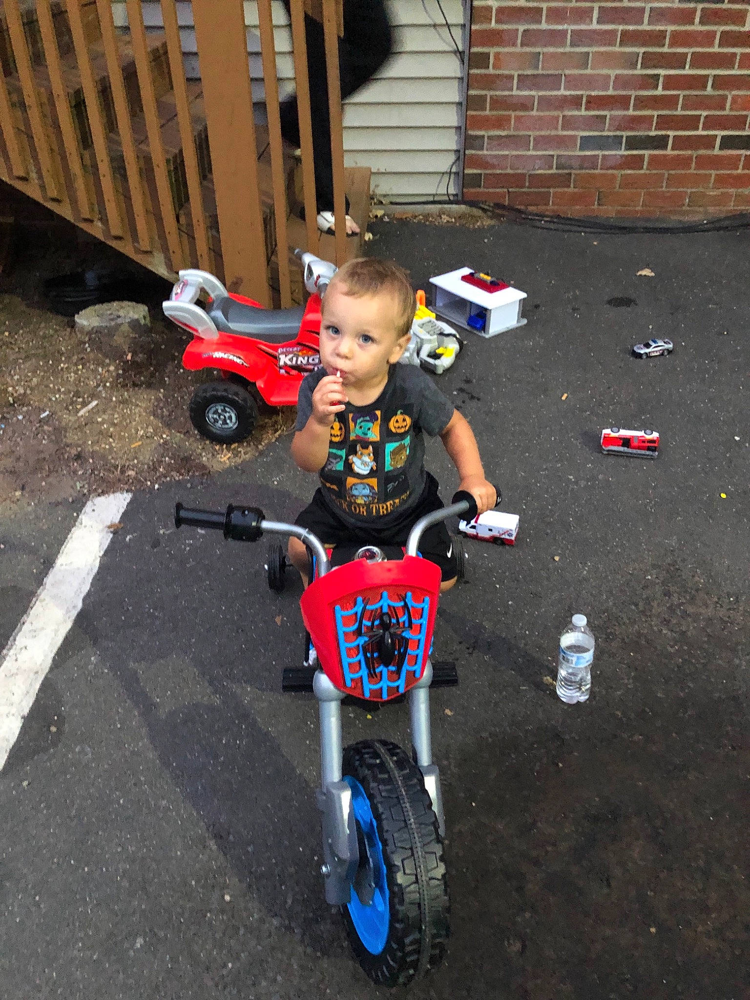 Maverick is registered to the contest to win money with this photo: automotive_wheel_system, bicycle, bicycle_accessory, bicycle_wheel, land_vehicle, person, riding_toy, training_wheels, tricycle, vehicle, wheel