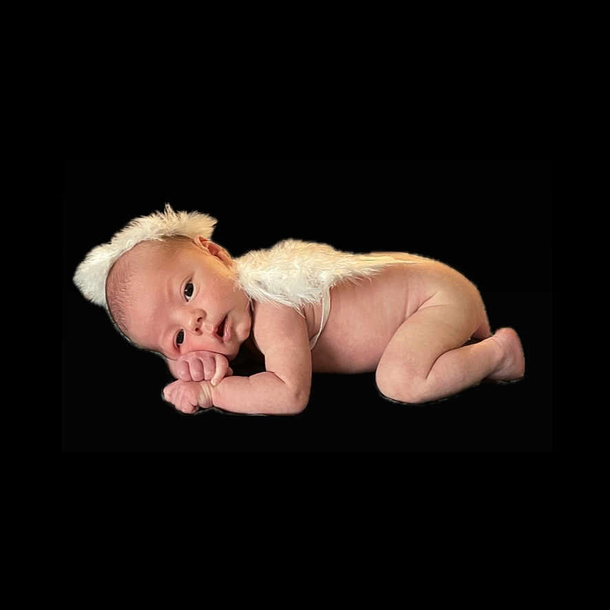 éthan participe au concours pour gagner de l'argent avec cette photo : adorable, angel, baby, baby_face, baby_pose, black_background, child, cute, headband, infant, innocent, lying_down, newborn, newborn_photography, peaceful, portrait, skin, small, soft, wings