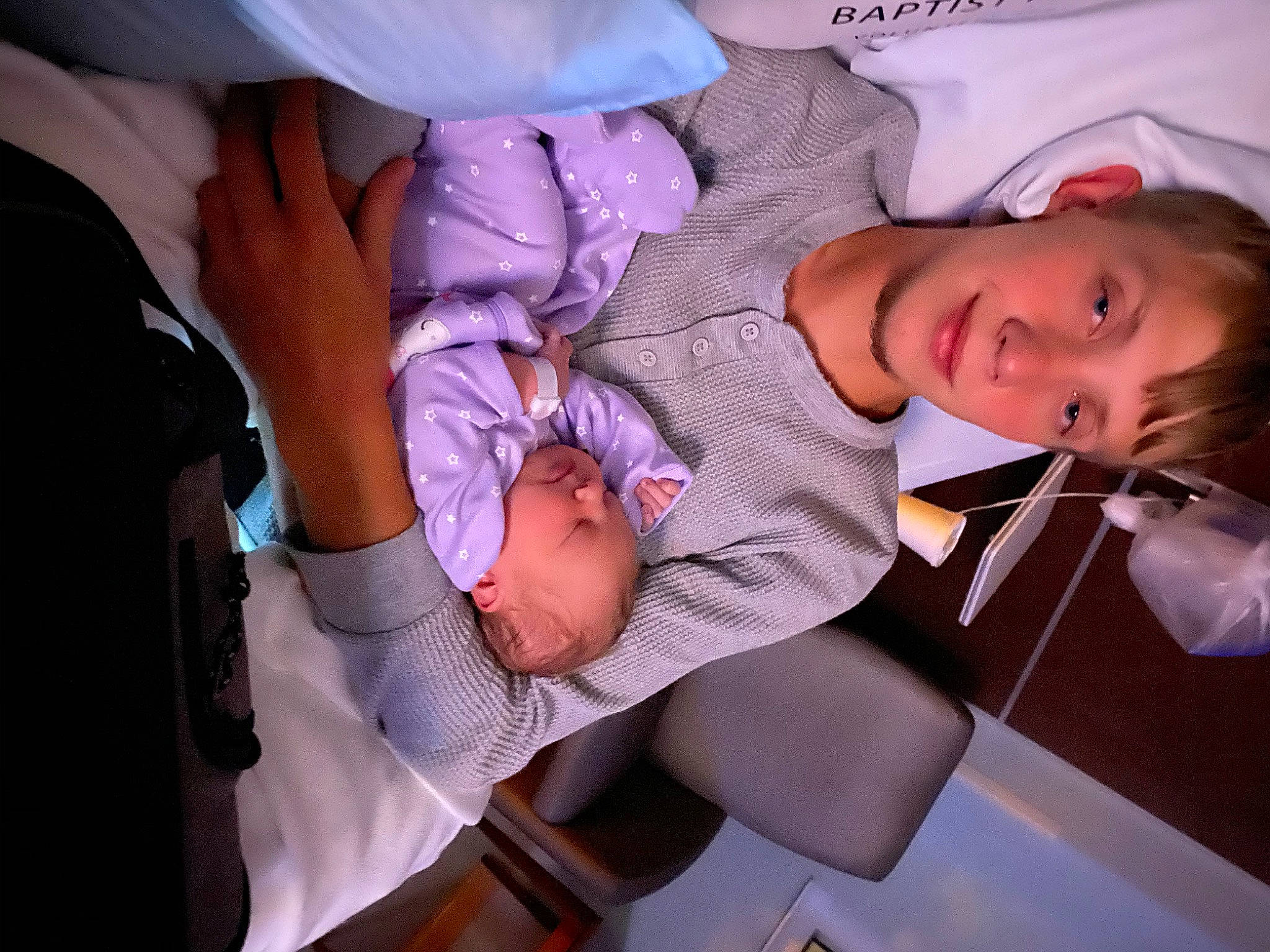 Everleigh is registered to the contest to win money with this photo: birth, child, person