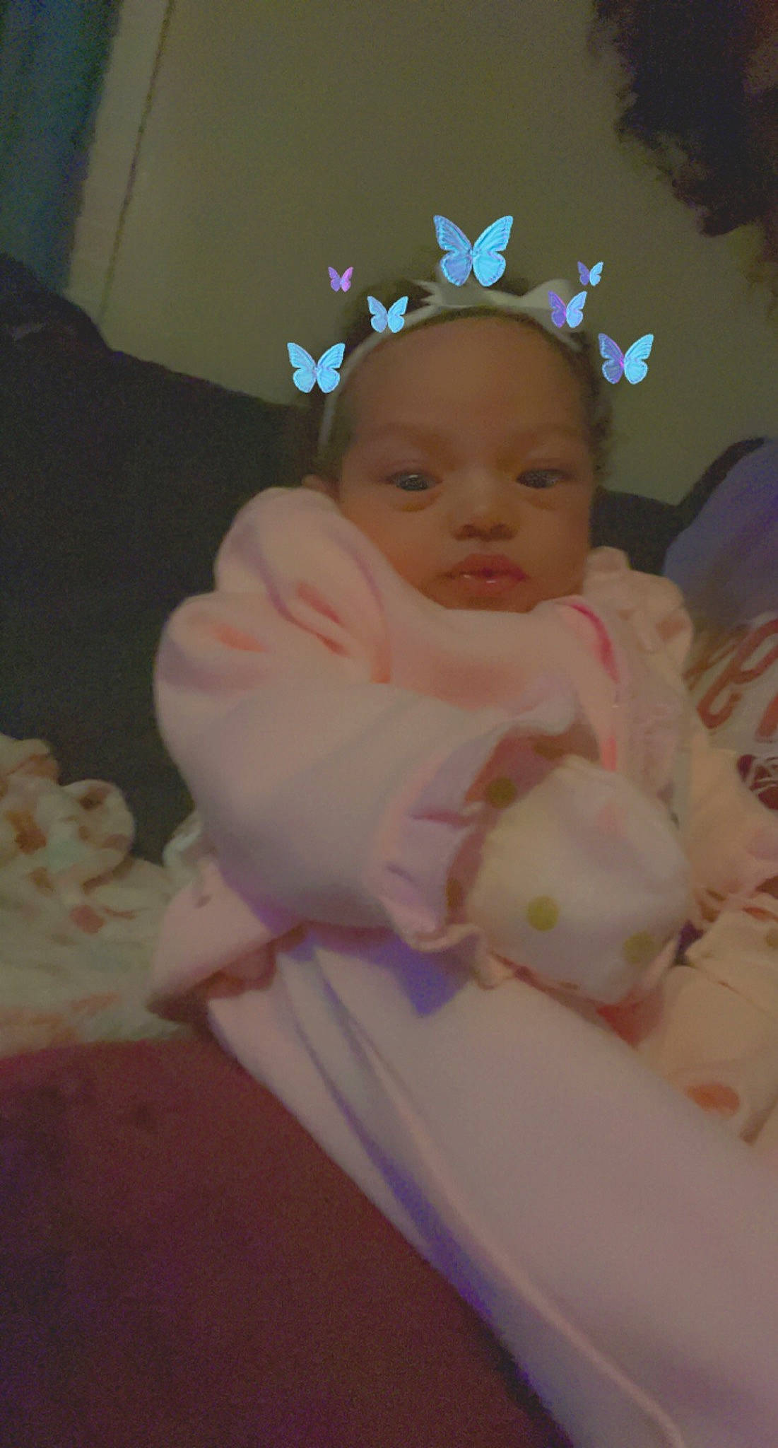 Azariyah is registered to the contest to win money with this photo: baby, baby_products, baby_toddler_clothing, cheek, dishware, embellishment, fashion_accessory, fruit, hair_accessory, headband, headpiece, kitchen_utensil, peach, person, pink, plate