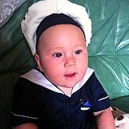 Enzo participe au concours pour gagner de l'argent avec cette photo :