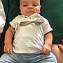 Aaron a rejoint le concours — aidez-le/la à gagner de superbes lots ! baby, casual_clothing, child, comfort, cushion, cute, face, fingers, green_background, hand, indoors, infant, jeans, pacifier, pacifier_clip, polo_shirt, relaxed, sitting, skin, young