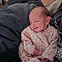 Juliette a rejoint le concours — aidez-le/la à gagner de superbes lots ! newborn, baby, infant, sleeping, smiling, onesie, pink, leopard_print, blanket, cozy, cute, face, hand, soft, resting, indoors, child, person, portrait, comfort