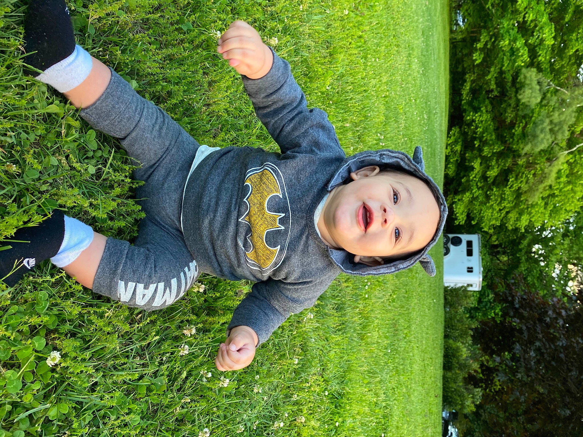 Amias is registered to the contest to win money with this photo: child, fun, grass, green, happy, lawn, leaf, leg, leisure, people_in_nature, person, photography, plant, smile, spring, tree