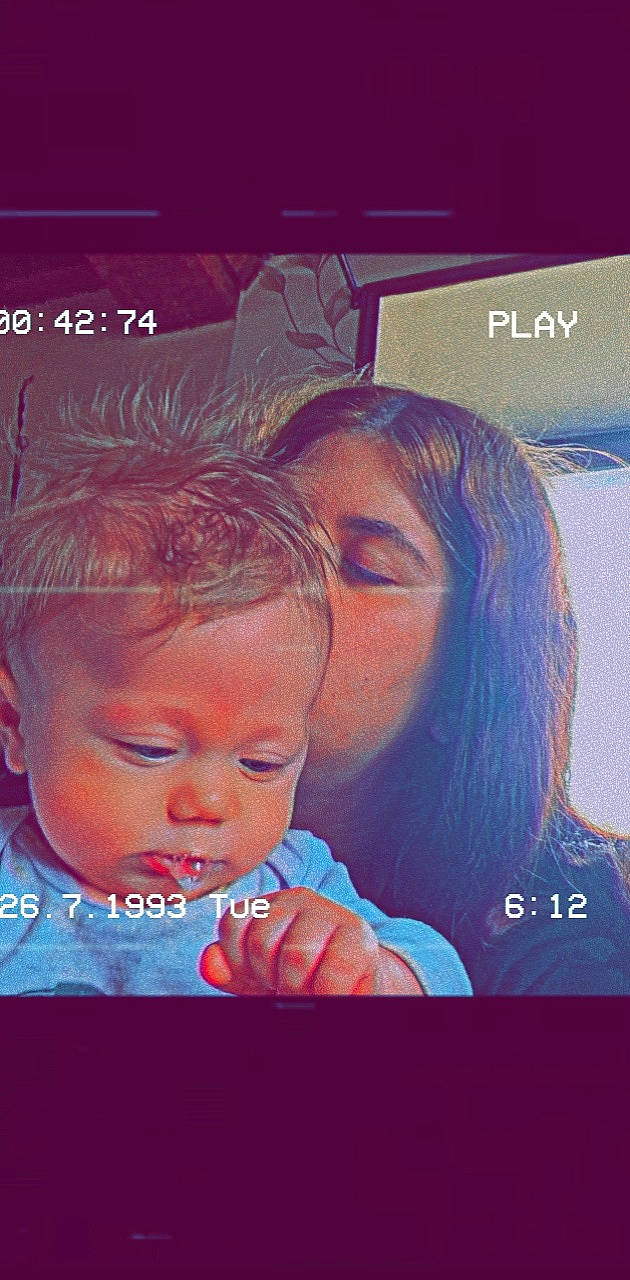 Kaydenn a rejoint le concours — aidez-le/la à gagner de superbes lots ! baby, beauty, cheek, cool, eyebrow, eyelash, flash_photography, font, fun, gesture, hairstyle, happy, lip, magenta, nose, person, publication, sky, snapshot, technology