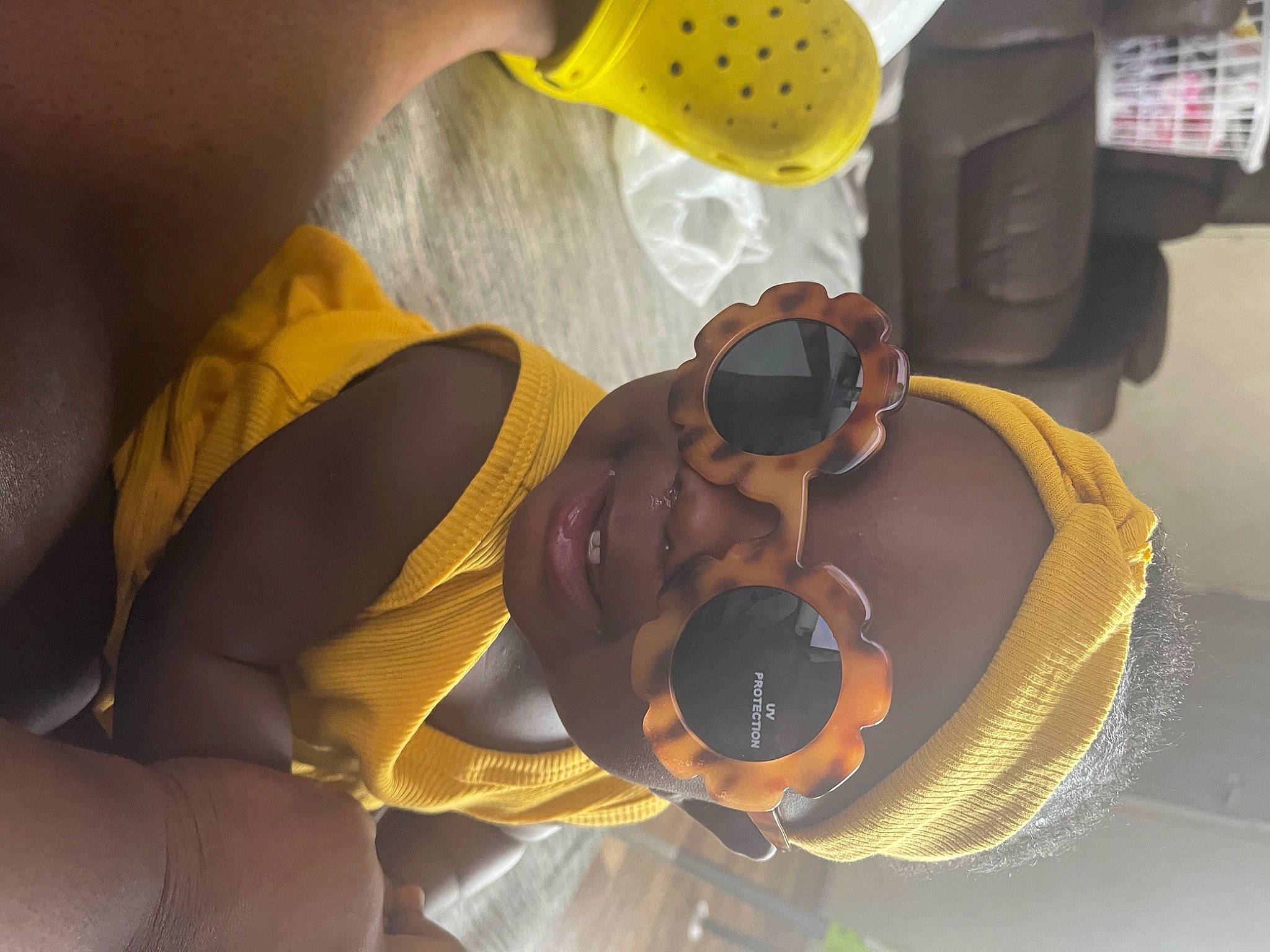 Nielley is registered to the contest to win money with this photo: animation, art, carmine, circle, eyewear, fashion_accessory, fun, goggles, hat, headgear, human_leg, light, mask, orange, personal_protective_equipment, plastic, sunglasses, thigh, vision_care, yellow