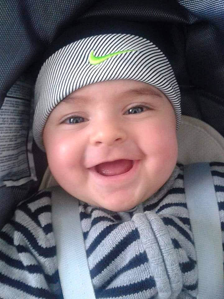 Chahine a rejoint le concours — aidez-le/la à gagner de superbes lots ! baby, baby_toddler_clothing, beauty, cap, cheek, child, clothing, comfort, cool, happy, headgear, headwear, iris, joy, lip, nose, outerwear, person, product, skin