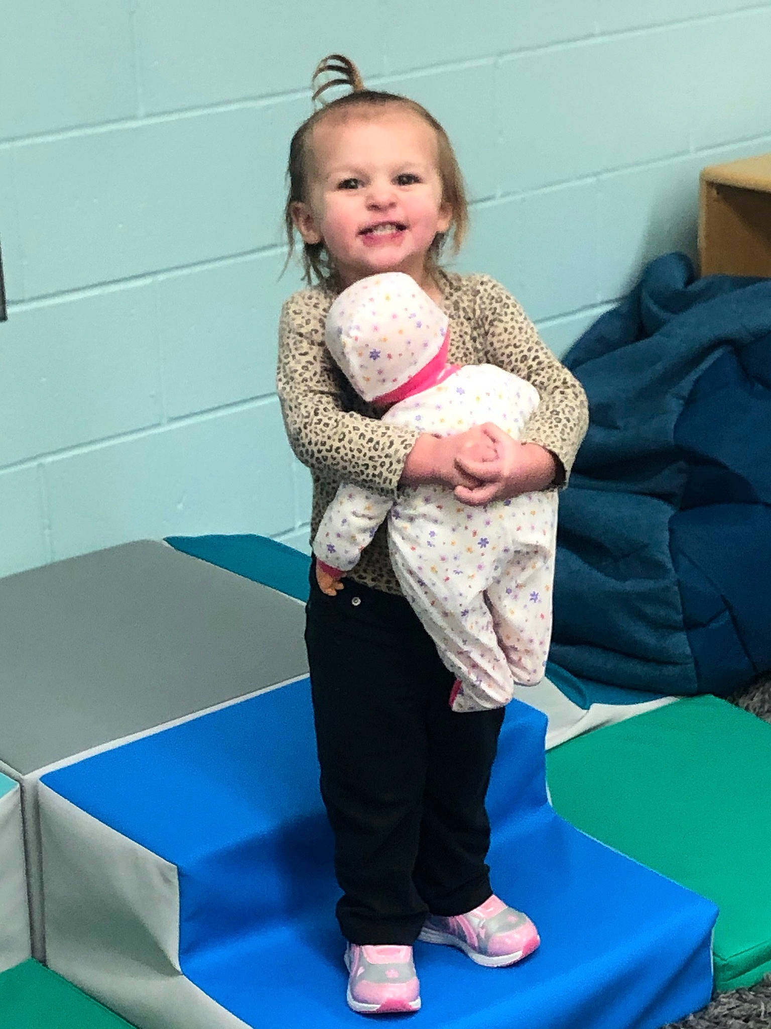 Hope is registered to the contest to win money with this photo: arm, baby, child, fun, person, sitting, toddler