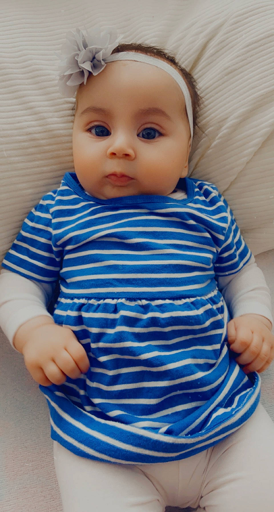 Assya participe au concours pour gagner de l'argent avec cette photo : azure, baby, baby_toddler_clothing, blue, cheek, collar, eye, eyebrow, face, head, iris, lip, nose, organ, outerwear, person, product, skin, sleeve, textile