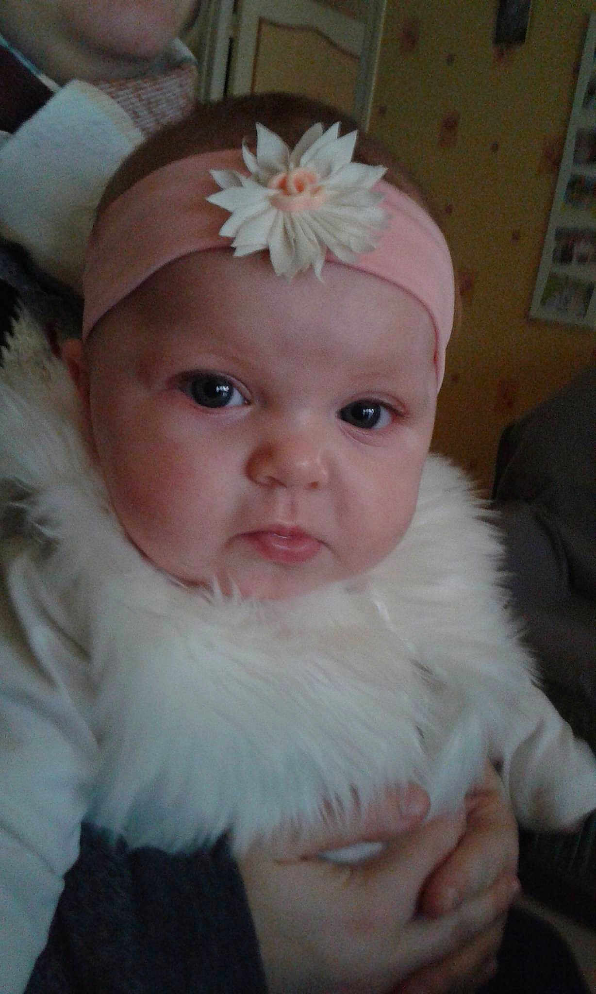 Eva participe au concours pour gagner de l'argent avec cette photo :