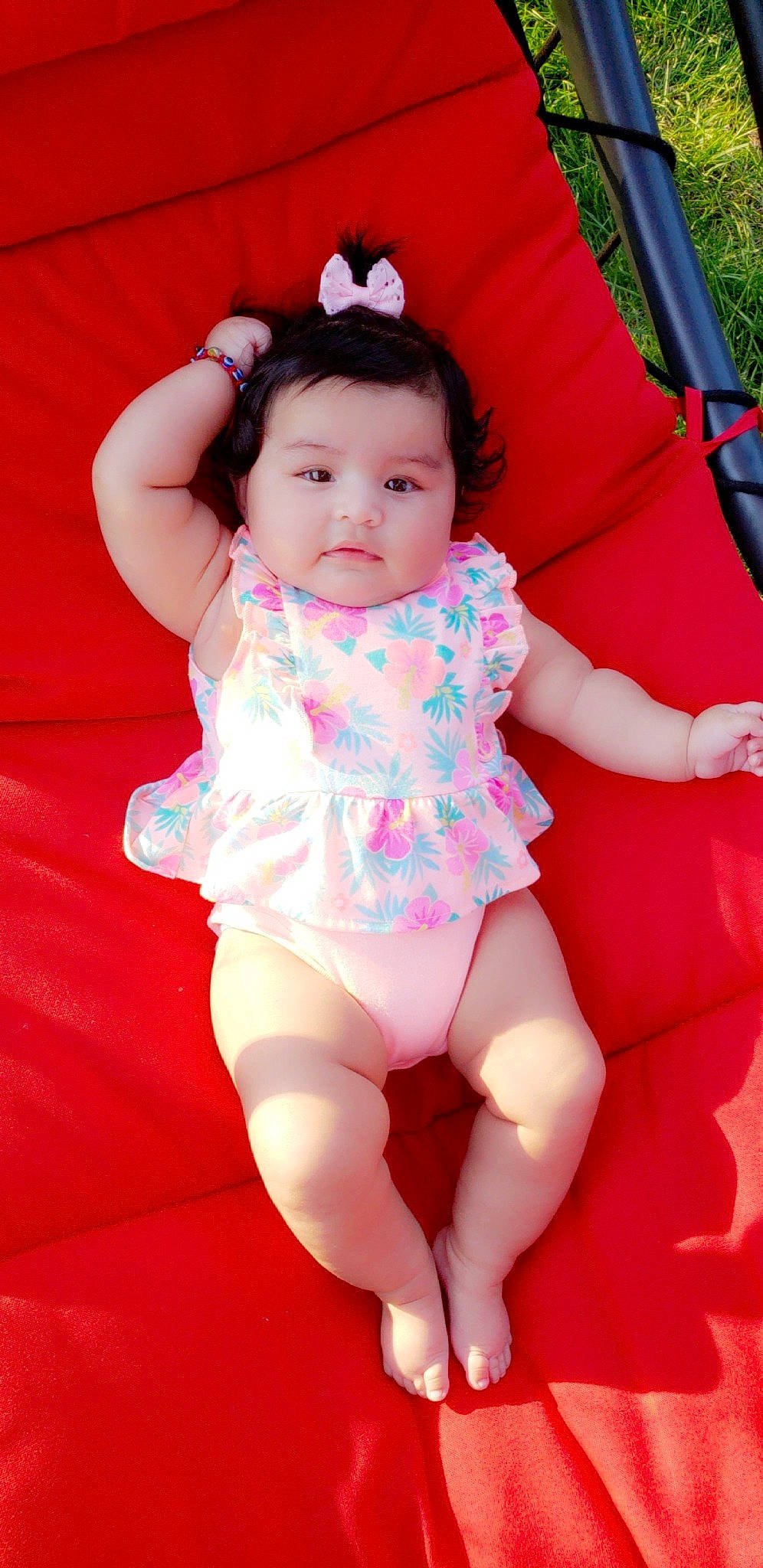 Lea is registered to the contest to win money with this photo: baby, beauty, cheek, child, person, pink, skin, toddler