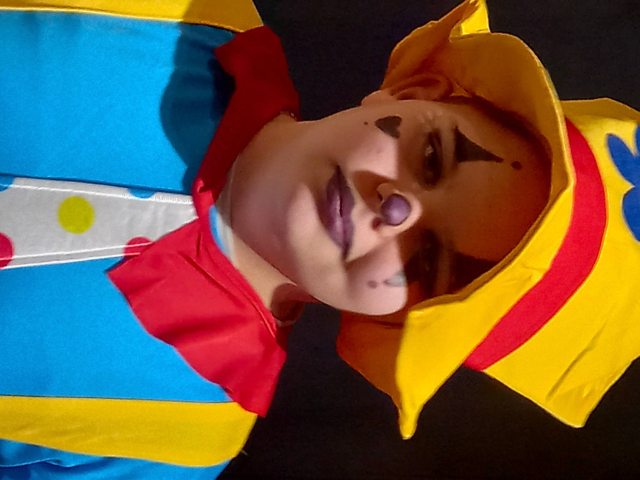 Jacquet Shanna a rejoint le concours — aidez-le/la à gagner de superbes lots ! animated_cartoon, animation, child, costume, electric_blue, fashion_accessory, fun, happy, hat, joy, leisure, outerwear, person, play, recreation, room, sleeve, smile, uniform