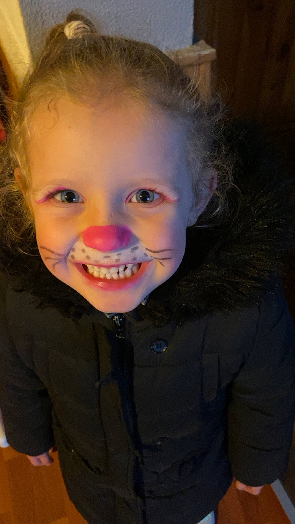 Héloïse participe au concours pour gagner de l'argent avec cette photo : baby_toddler_clothing, cheek, chin, cool, eye, eyebrow, eyelash, flash_photography, fun, happy, human_body, iris, joy, lip, mouth, nose, person, skin, sleeve, smile