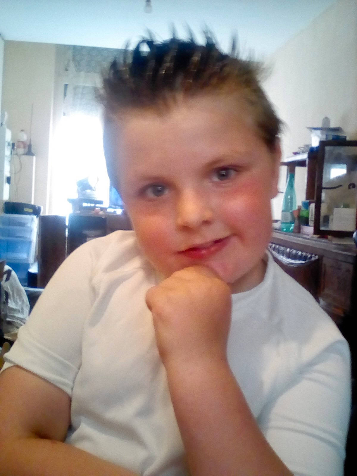 Matheo a rejoint le concours — aidez-le/la à gagner de superbes lots ! black_hair, cheek, child, chin, ear, eyebrow, face, forehead, hair, hairstyle, head, jaw, joy, lip, neck, nose, person