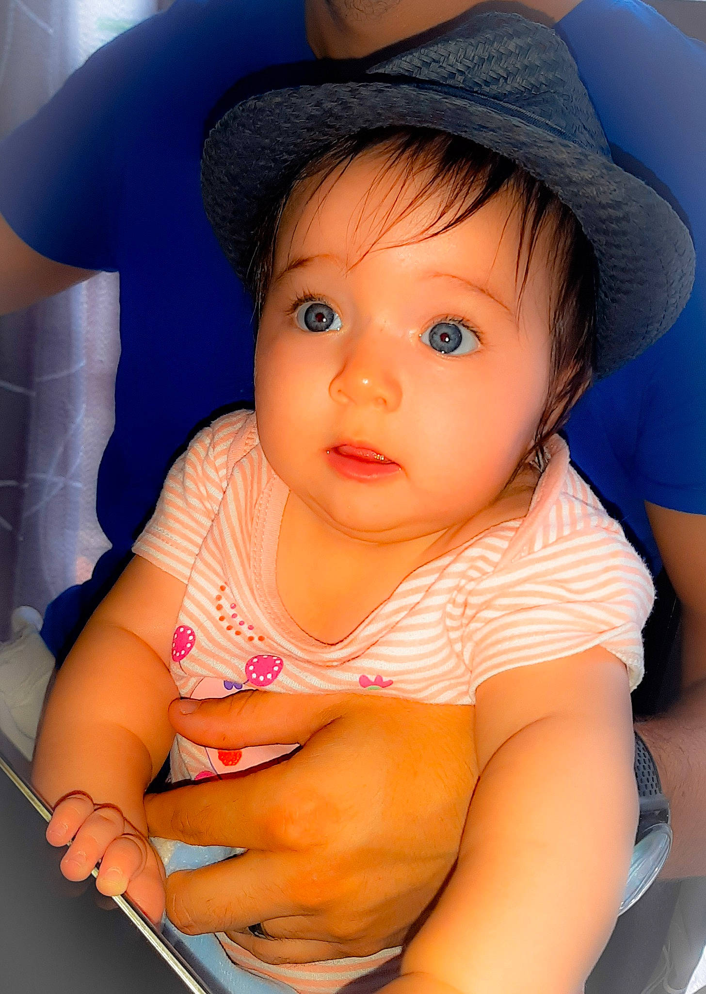 ChloÉ a rejoint le concours — aidez-le/la à gagner de superbes lots ! baby, cheek, child, child_model, eye, fashion_accessory, hat, headgear, lip, person, skin, smile, toddler