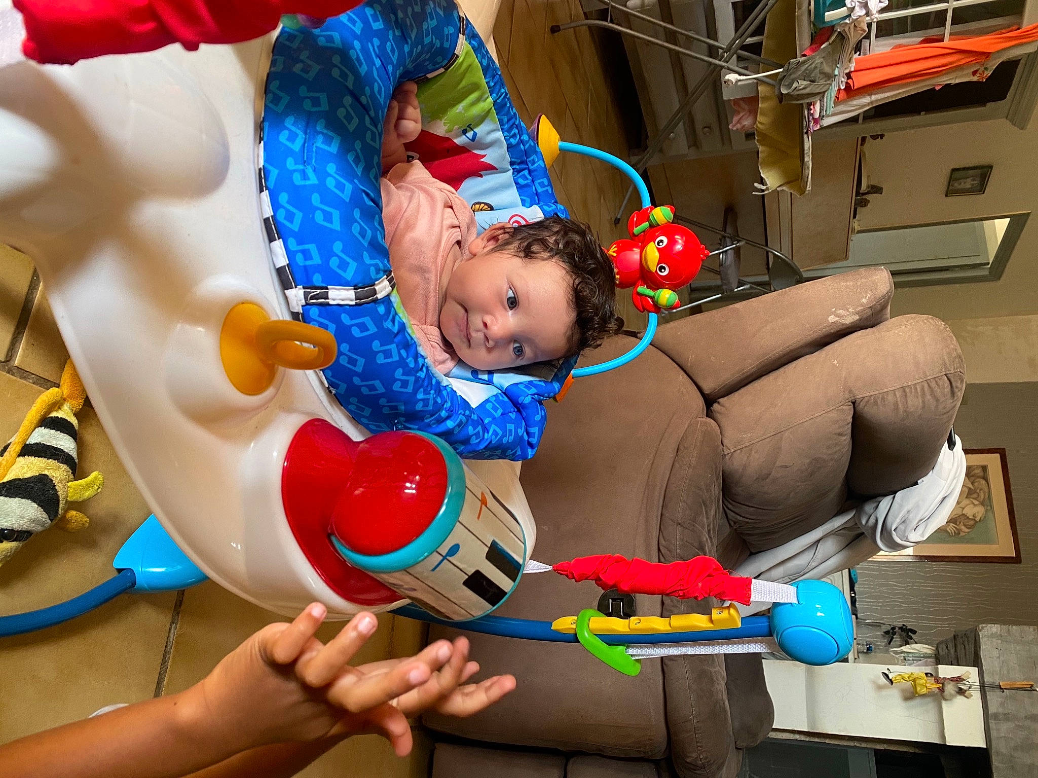 Emy a rejoint le concours — aidez-le/la à gagner de superbes lots ! baby_toys, child, fun, person, play, toddler, toy