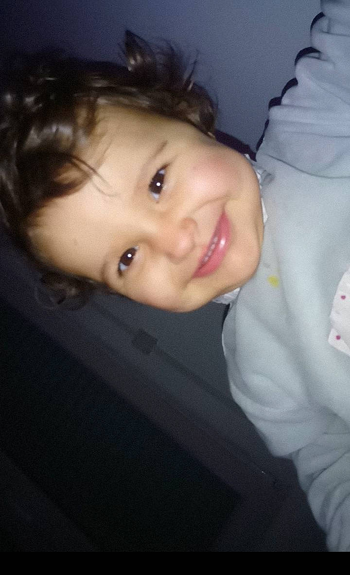 Liya a rejoint le concours — aidez-le/la à gagner de superbes lots ! baby, baby_toddler_clothing, cheek, eyebrow, eyelash, facial_expression, flash_photography, forehead, gesture, hair, happy, iris, jaw, joy, lip, mouth, nose, person, skin, sleeve