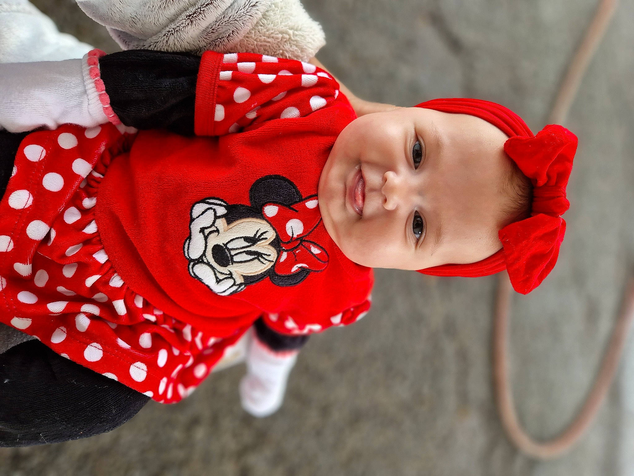 Djemina participe au concours pour gagner de l'argent avec cette photo : baby, baby_toddler_clothing, carmine, child, clothing, collar, costume, costume_hat, event, fashion_accessory, fictional_character, fun, happy, hat, headgear, holiday, pattern, person, portrait_photography, sleeve