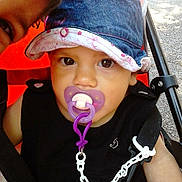 Lilia participe au concours pour gagner de l'argent avec cette photo :