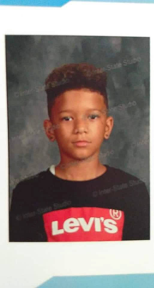 Xavier is registered to the contest to win money with this photo: art, cheek, child, chin, face, forehead, hair, hairstyle, head, human, neck, person, portrait, t_shirt