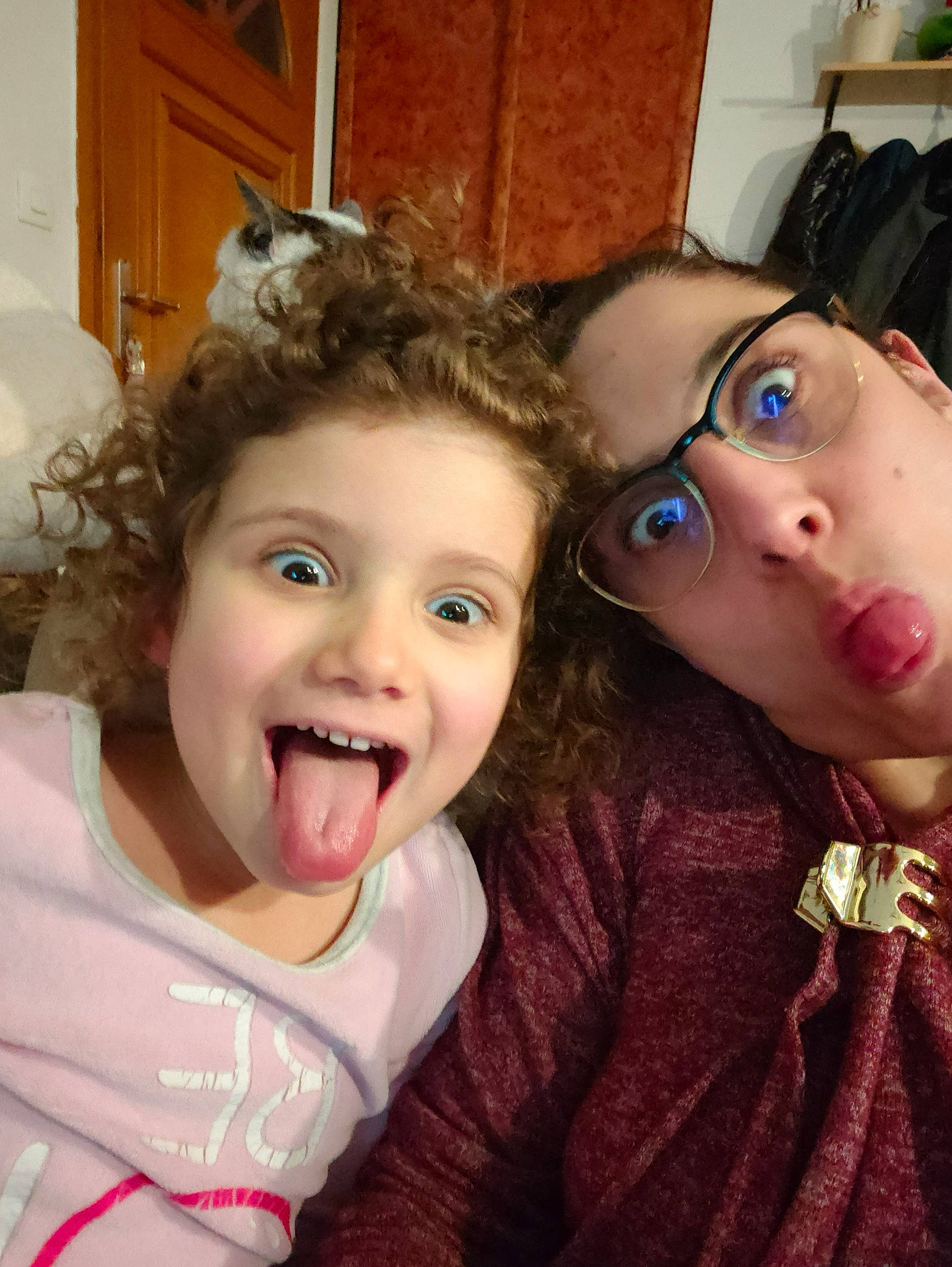 Sheryne participe au concours pour gagner de l'argent avec cette photo : cheek, chin, ear, eye, eyebrow, eyelash, face, hair, hairstyle, happy, head, jaw, lip, mouth, neck, nose, person, skin, smile, tooth