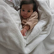 Sila Ceylin participe au concours pour gagner de l'argent avec cette photo : baby, blanket, child, comfort, cozy, cuddly, cute, face, hand, indoors, infant, newborn, peaceful, portrait, resting, sleepwear, soft, warm, wrapped, young