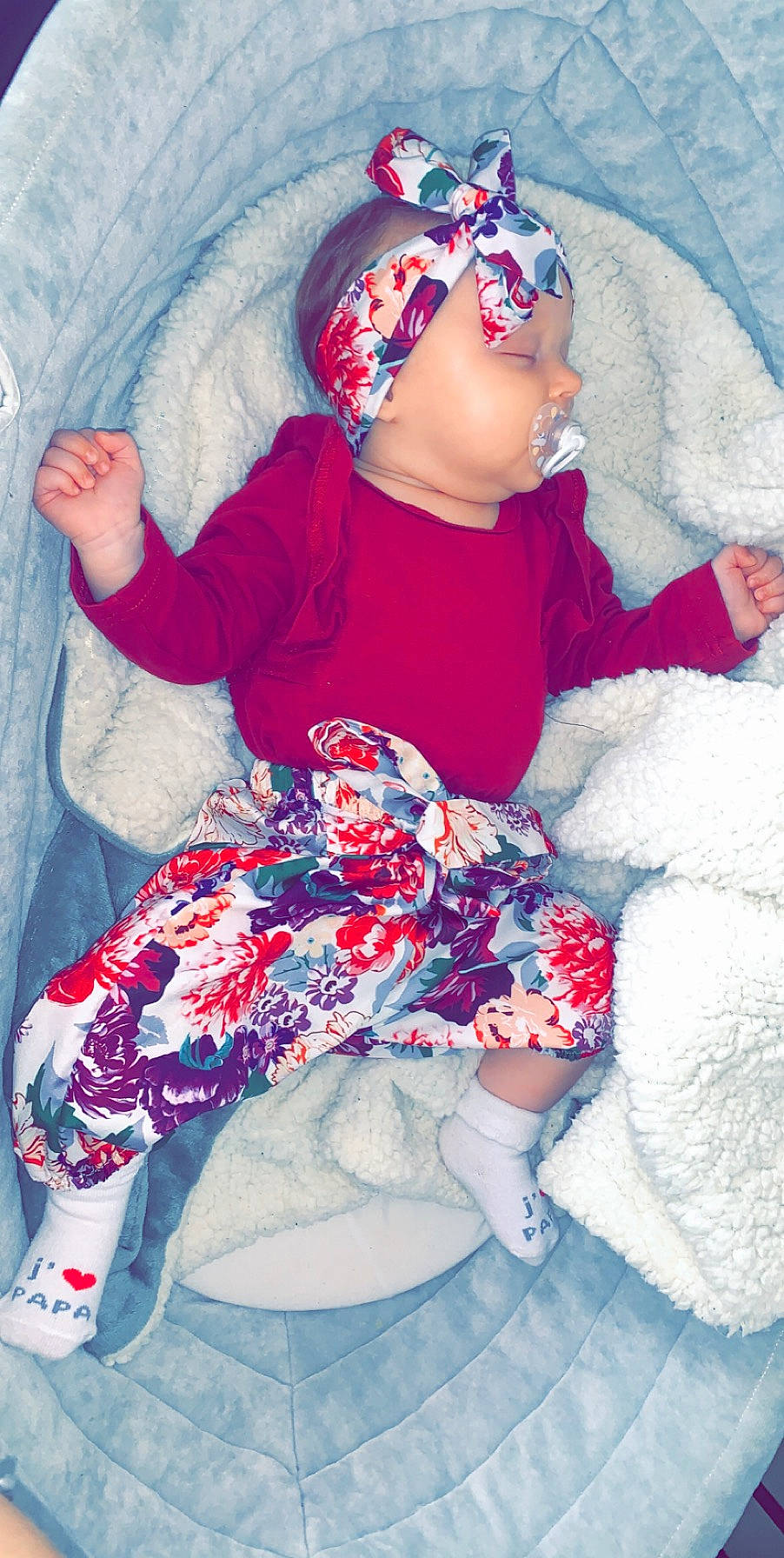 Mya a rejoint le concours — aidez-le/la à gagner de superbes lots ! baby, child, design, headgear, headwear, pattern, person, pink, smile, textile, toddler