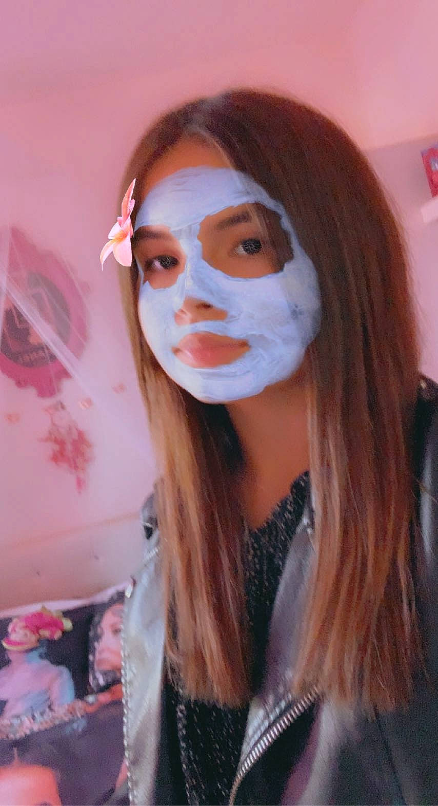 Louna participe au concours pour gagner de l'argent avec cette photo : bangs, black_hair, brown_hair, doll, eyebrow, eyelash, eyewear, fashion_accessory, fashion_design, jaw, layered_hair, lip, lipstick, long_hair, makeover, person, pink, red_hair, toy, vision_care