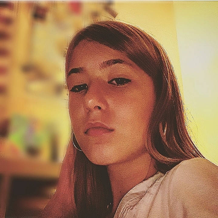 Noelly a rejoint le concours — aidez-le/la à gagner de superbes lots ! beauty, cheek, chin, cool, eye, eyebrow, face, forehead, hair, hairstyle, head, human, jaw, lip, mouth, nose, person, photography, selfie, skin