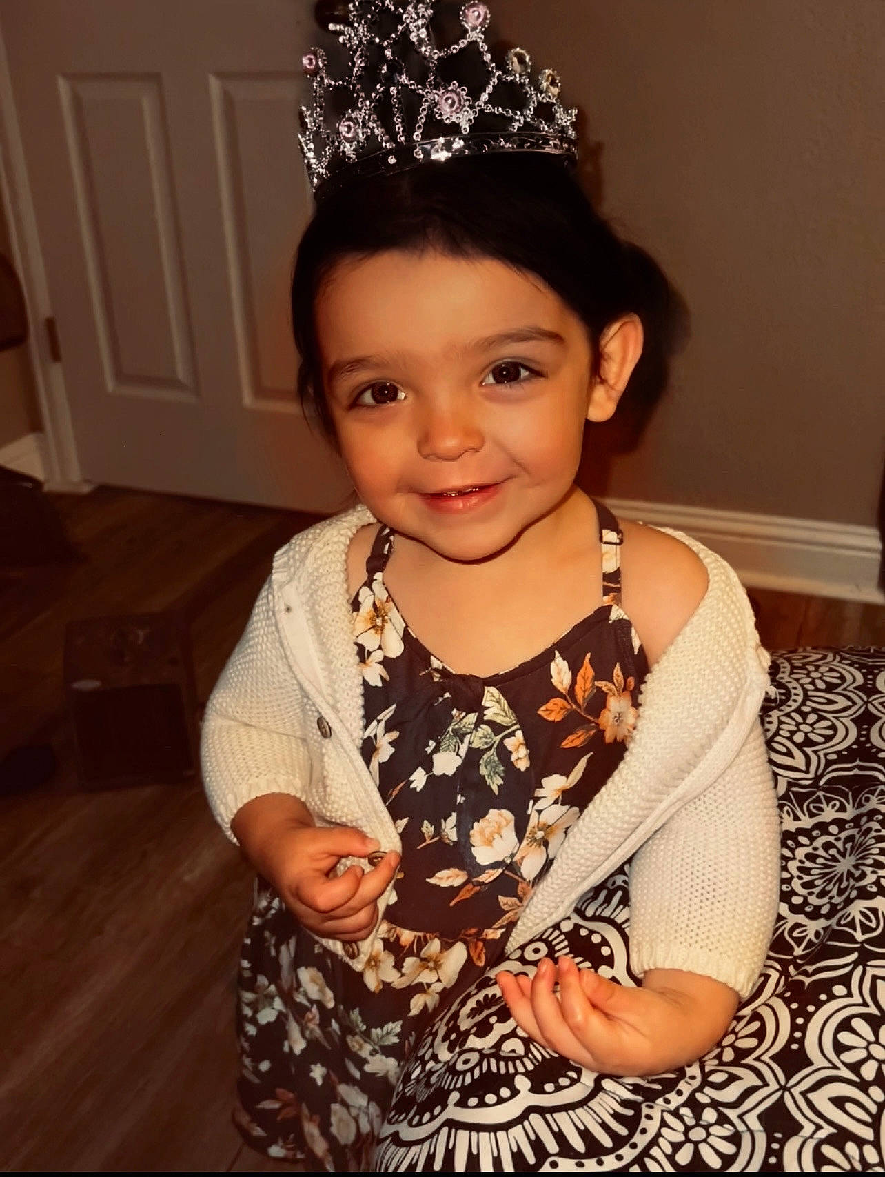 Monica is registered to the contest to win money with this photo: baby_toddler_clothing, bridal_accessory, child, clothing, cool, dress, embellishment, event, flash_photography, hair, happy, head, headband, headgear, headpiece, jewellery, joy, person, sleeve, smile