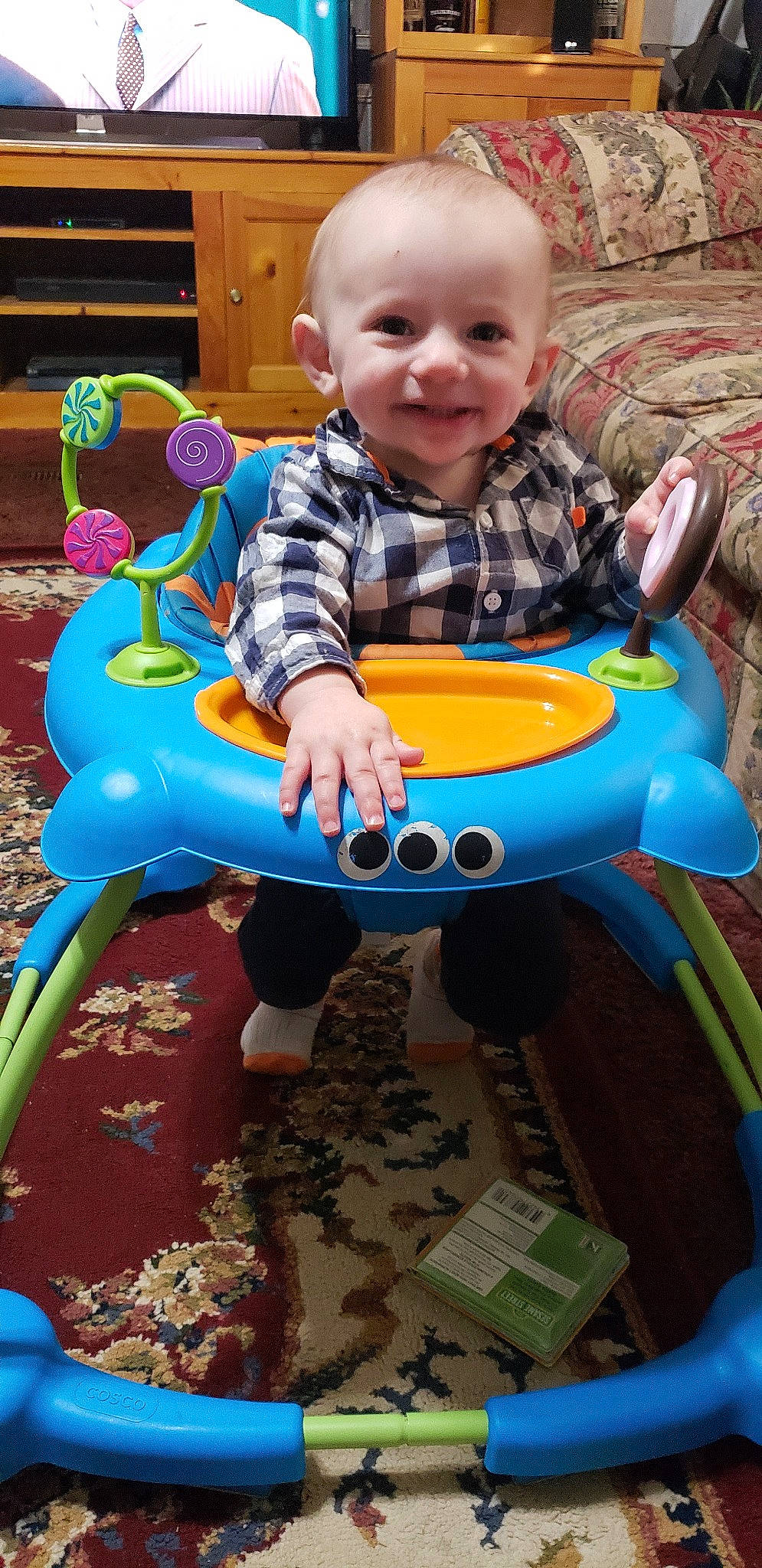 Eastan is registered to the contest to win money with this photo: child, day, fun, infant, joy, leisure, person, play, playground, recreation, toddler, toy, vacation