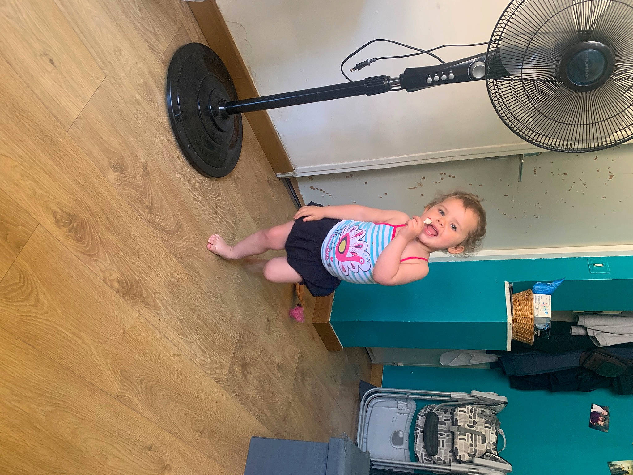 Chelsie participe au concours pour gagner de l'argent avec cette photo : auto_part, balance, child, elbow, flooring, hardwood, human_leg, luggage_and_bags, machine, mechanical_fan, metal, person, physical_fitness, room, t_shirt, thigh, tire, toddler, weightlifting, wheel