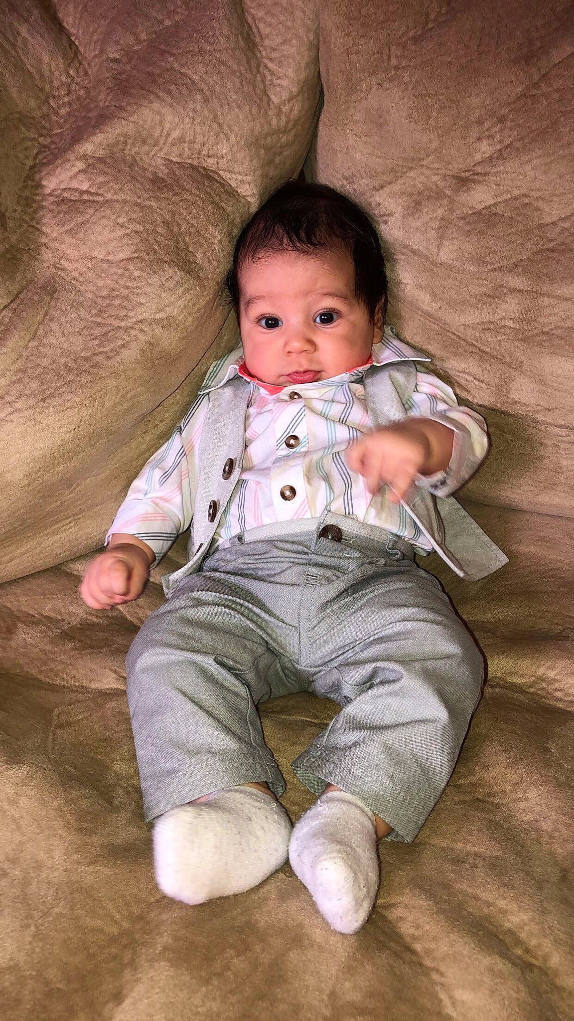 Hayven is registered to the contest to win money with this photo: baby, child, person, sitting, skin, toddler