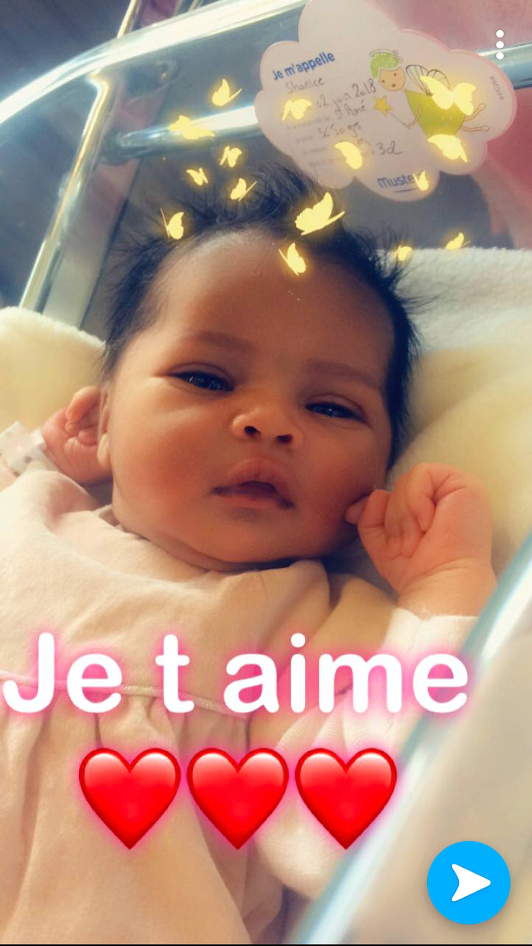 Shanice participe au concours pour gagner de l'argent avec cette photo : cheek, child, chin, day, face, finger, forehead, girl, happiness, head, infant, lip, mouth, nose, person, photo_caption, photomontage, product, skin, smile