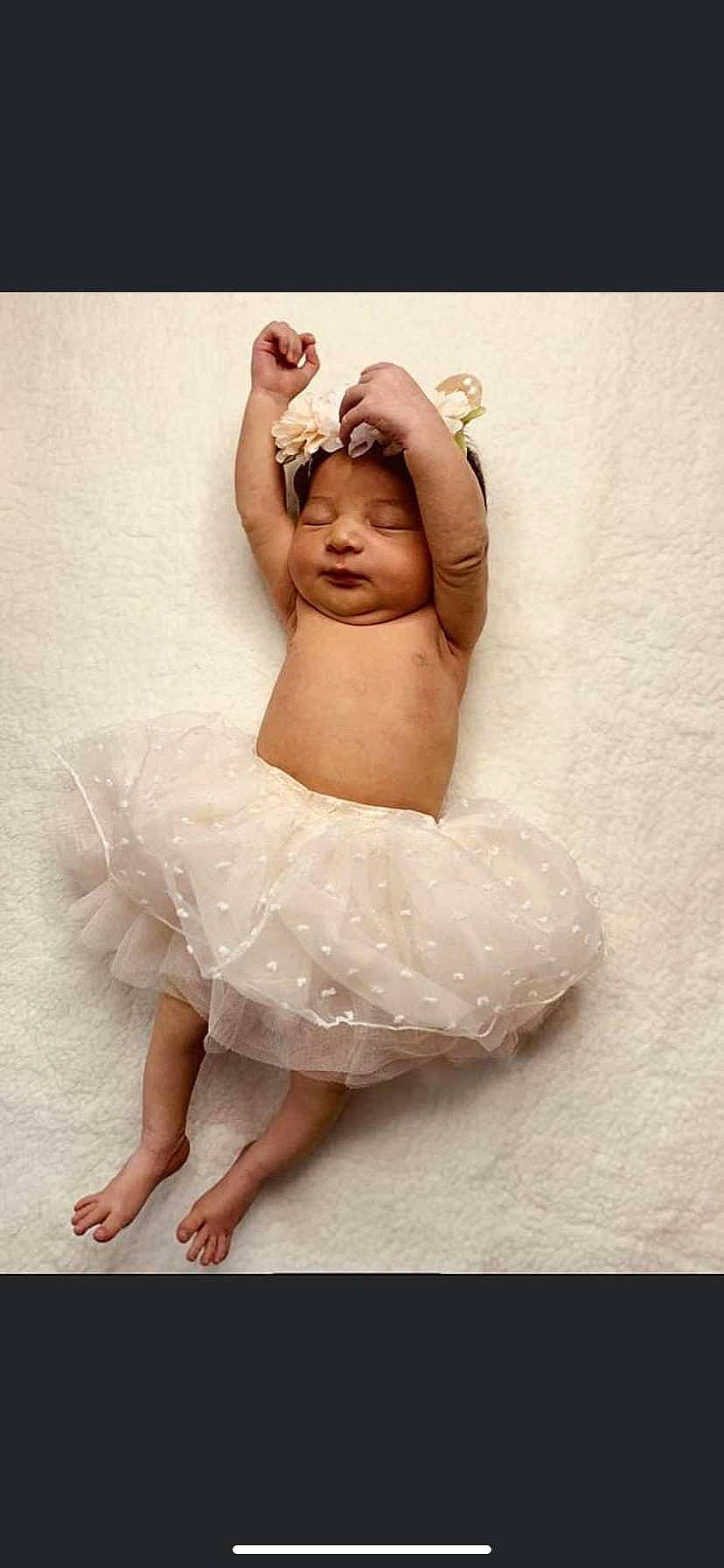 Mariyana joined the competition — help win amazing prizes! abdomen, art_model, barefoot, bathing, bridal_accessory, chest, elbow, feather, flash_photography, gesture, hair, happy, headgear, human_leg, jaw, leg, person, stomach, sunglasses, throat