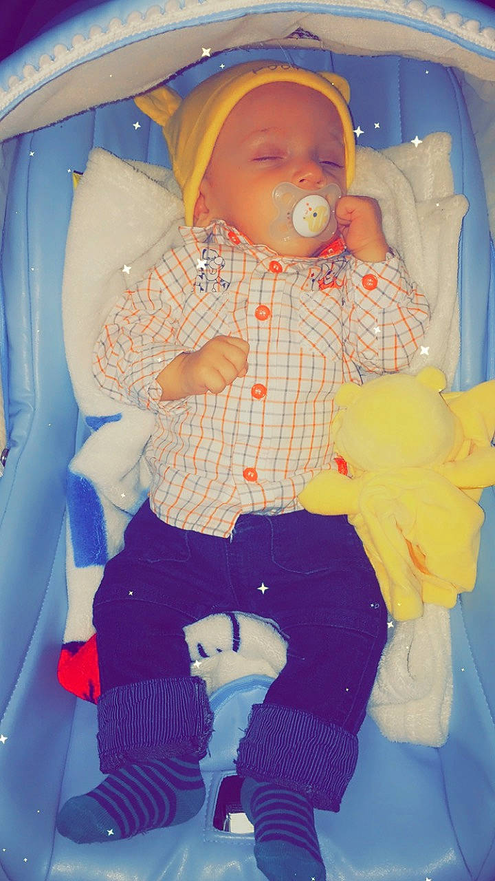 Saïlone a rejoint le concours — aidez-le/la à gagner de superbes lots ! baby, cheek, child, cool, eye, fun, headwear, person, play, product, skin, smile, toddler