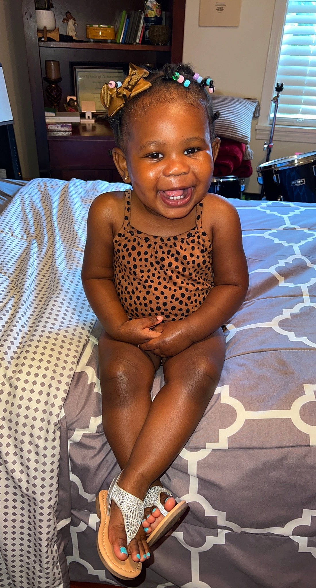 Raelynn joined the competition — help win amazing prizes! beauty, black, black_hair, event, face, facial_expression, fashion_design, flooring, fun, hairstyle, happy, head, human_leg, jewellery, joy, necklace, person, sandal, skin, smile