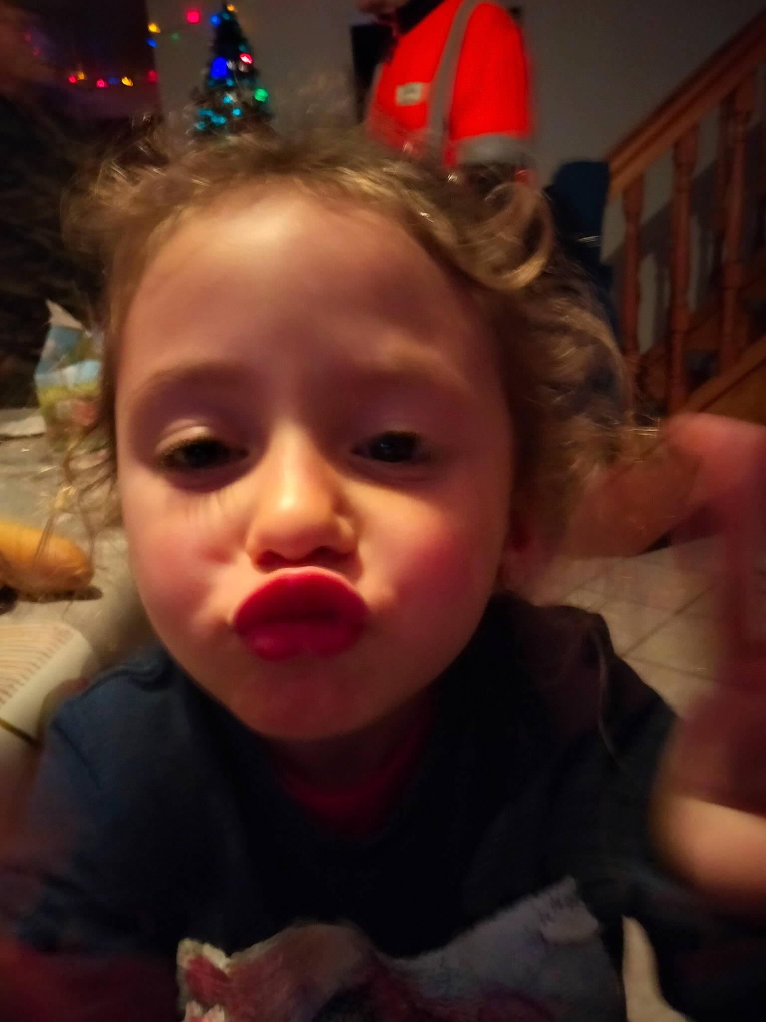 Bertho Olivia a rejoint le concours — aidez-le/la à gagner de superbes lots ! cheek, chin, cool, ear, eyebrow, eyelash, forehead, fun, gesture, happy, headgear, iris, jaw, lighting, lip, mouth, nose, party_hat, person, skin