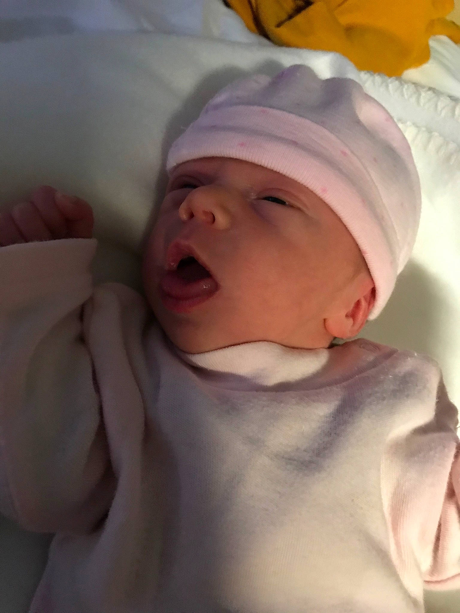 Flora participe au concours pour gagner de l'argent avec cette photo : baby, birth, cheek, child, childbirth, headwear, mouth, person, skin, toddler