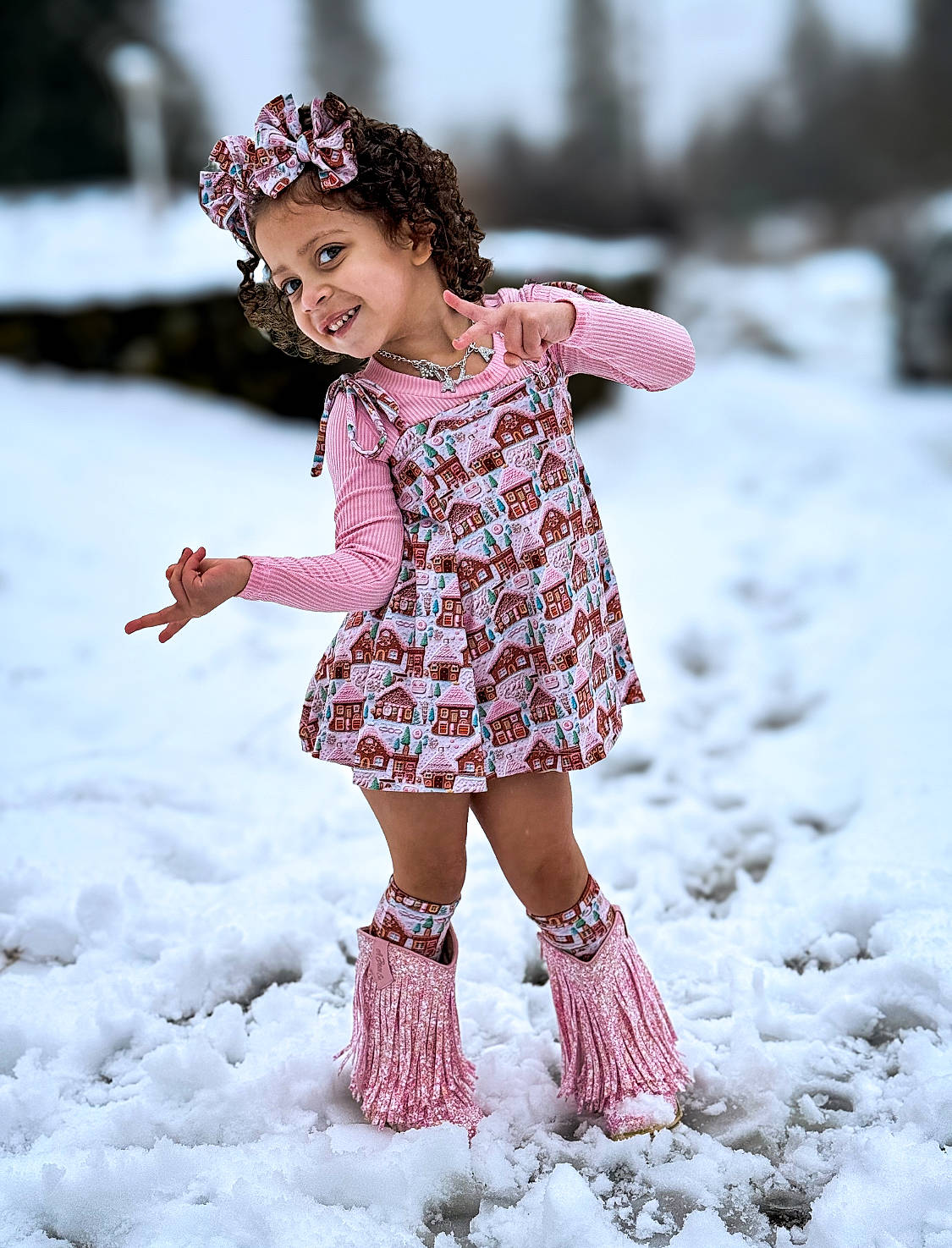 Alaya joined the competition — help win amazing prizes! arm, clothing, dress, eye, footwear, gesture, hair, hairstyle, hand, happy, head, human_body, jeans, leg, people_in_nature, person, pink, skin, sleeve, smile