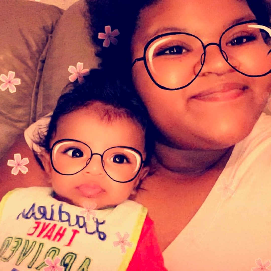 Noe is registered to the contest to win money with this photo: black_hair, cheek, cool, emotion, eye, eyewear, face, forehead, girl, glasses, happiness, head, lip, mouth, nose, organ, pink, selfie, smile, vision_care