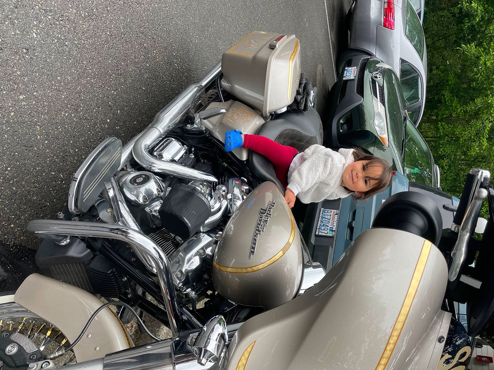 Promise joined the competition — help win amazing prizes! auto_part, automotive_design, automotive_exhaust, automotive_exterior, automotive_fuel_system, automotive_lighting, automotive_tire, automotive_wheel_system, car, engineering, exhaust_system, fender, fuel_tank, gas, hood, joy, motor_vehicle, motorcycle_accessories, person, personal_luxury_car