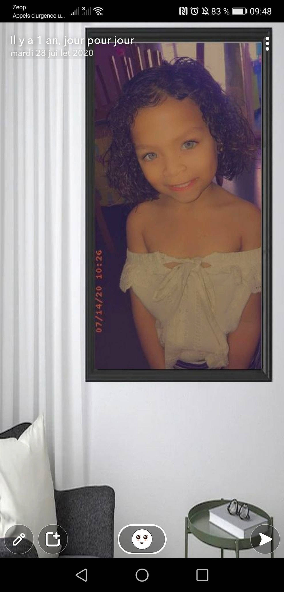 Shanna participe au concours pour gagner de l'argent avec cette photo : abdomen, art, black, brown_hair, chair, chest, design, dress, eyelash, interior_design, jewellery, joy, pattern, peach, person, picture_frame, room, shoulder, smile, vintage_clothing