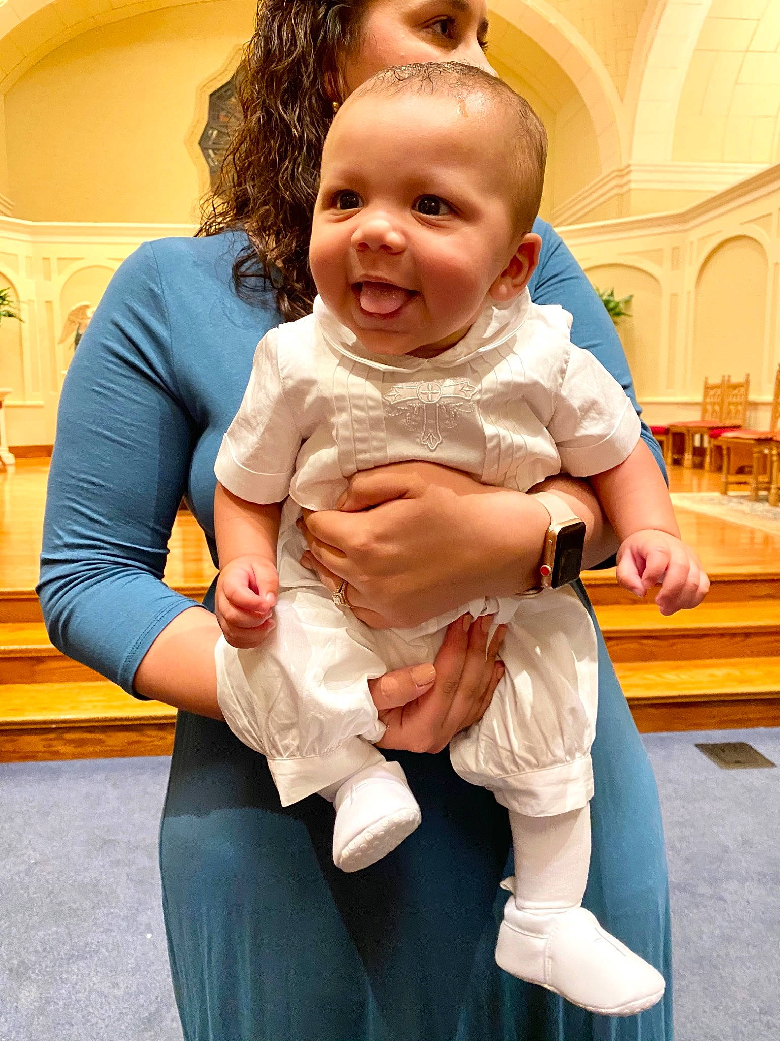 Taylen is registered to the contest to win money with this photo: abdomen, ankle, baby, baby_products, baby_toddler_clothing, bench, cheek, child, comfort, finger, foot, joint, joy, lap, person, shoulder, skin, sock, thumb, toddler