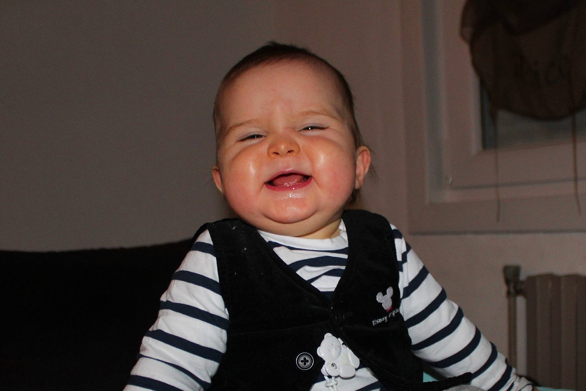 Sacha participe au concours pour gagner de l'argent avec cette photo : boy, cheek, child, facial_expression, fun, head, infant, laughter, nose, person, product, smile, toddler