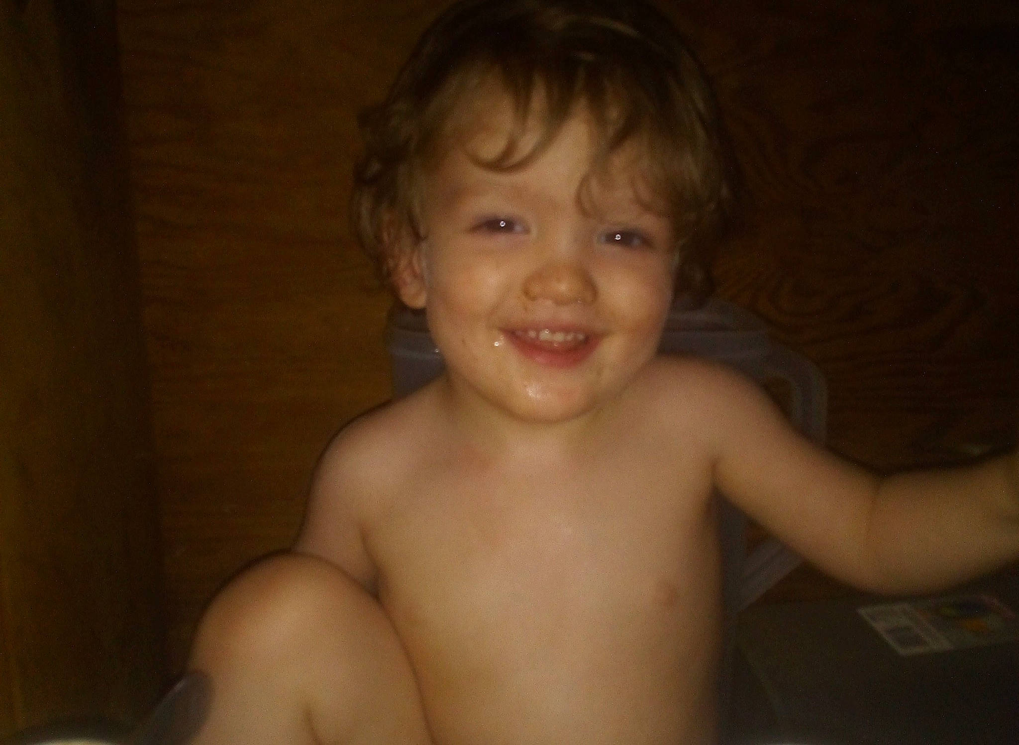 Francis is registered to the contest to win money with this photo: cheek, chest, child, chin, eye, face, facial_expression, forehead, fun, head, iris, joy, lip, mouth, muscle, nose, organ, person, skin, smile